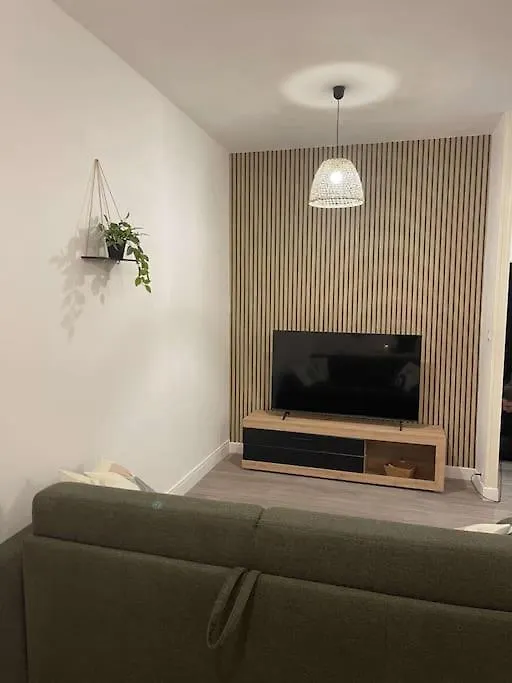 La Suite 82 Montauban 0*,